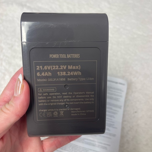 Dyson DC31 Battery Replacement - Picture 2 of 4